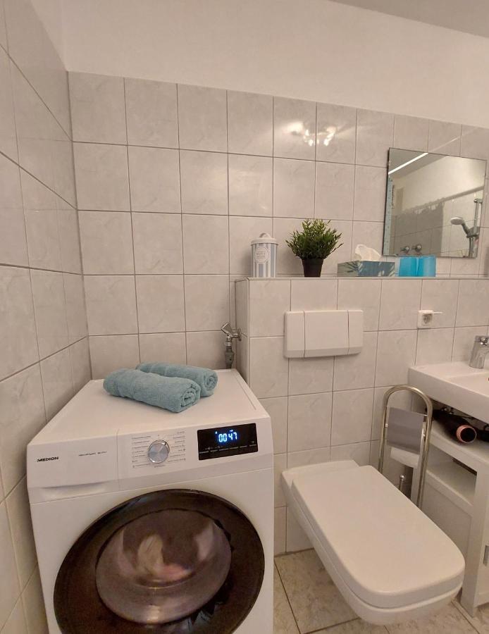 Moderne Wohnung Mit Vollausstattung In Ruhiger Lage, W-Lan Grossrohrsdorf Eksteriør bilde